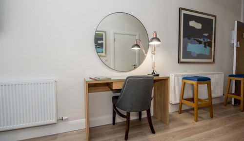 Deluxe Suite, Ensuite