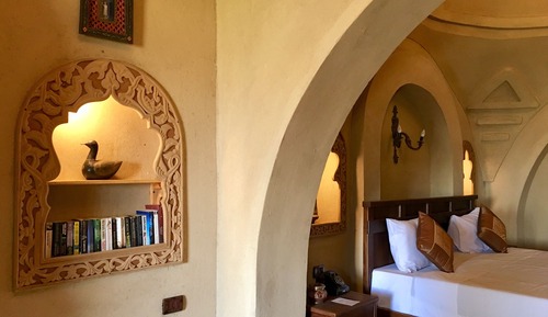 Luxury Room (Topaz)