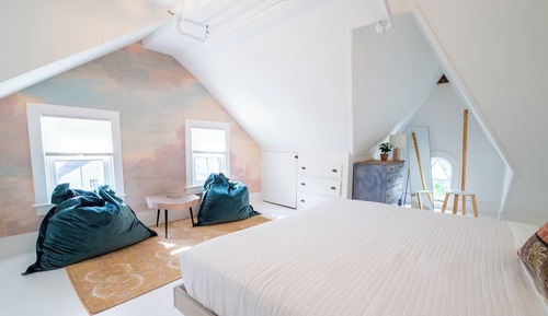 Room 10 - Third Floor