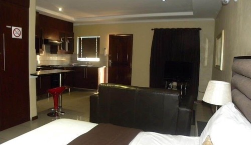Family Studio, Multiple Beds