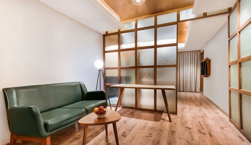 One Bedroom Apartment