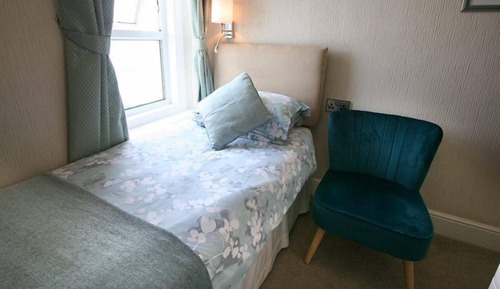 Single Room, Sea View