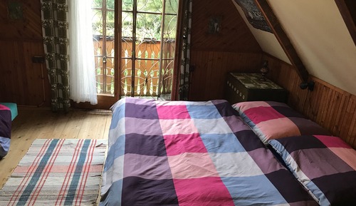Romantic Chalet, Garden View