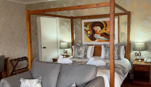 Signature Room