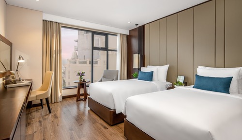 Premier Deluxe Twin with Spa Offer