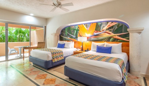 Standard Room, 2 Double Beds, Patio, Garden View