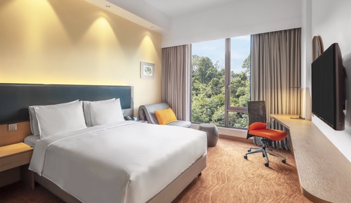 Standard Room, 1 Queen Bed with Sofa bed (with Free Breakfast)