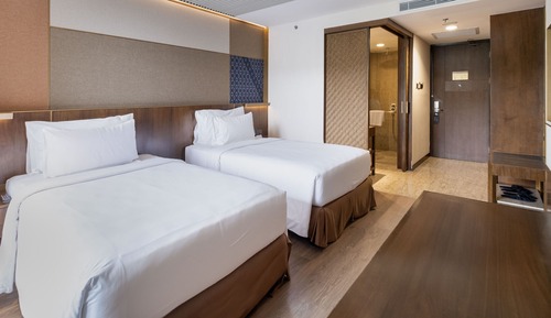Signature Hill View Twin Bed