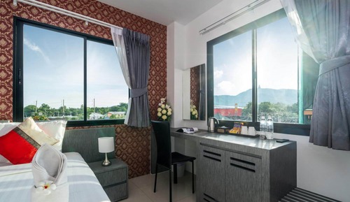 Grand Deluxe Room