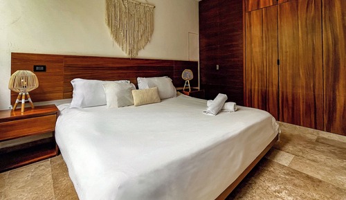 Luxury Apartment