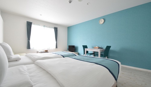 Twin Room with Extra Bed