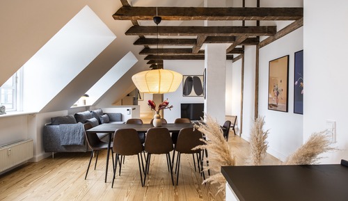 Superior Penthouse