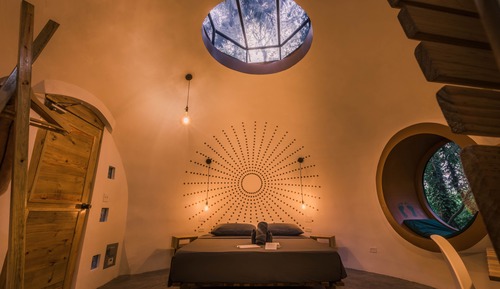 Deluxe Suite, 1 King Bed, Garden View (Dome with Panoramic View)