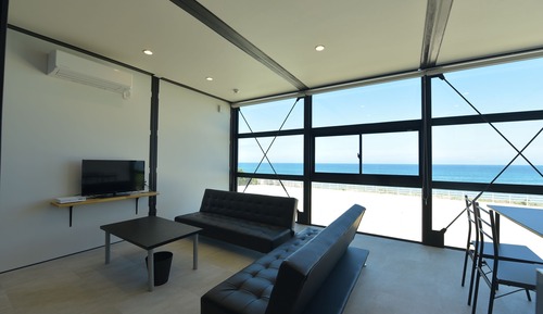 HAGANE for 8 Guests, 0102