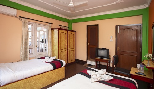 Standard Twin Room