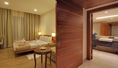 Junior Studio Suite