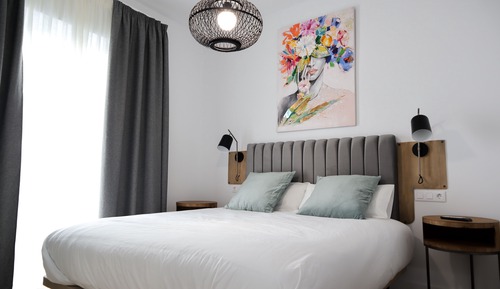 Deluxe Apartment (6 PAX)