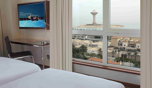 Room, 2 Twin Beds, Sea View