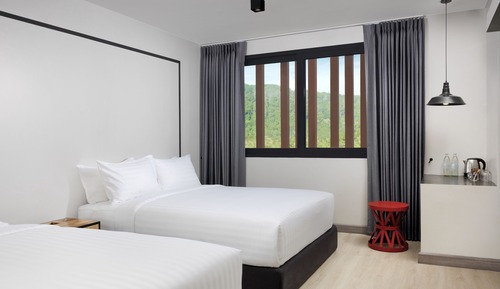 Grand Suite, 1 Bedroom, Non Smoking, Pool View
