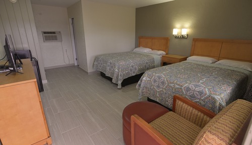 Standard Room, 2 Double Beds, Non Smoking