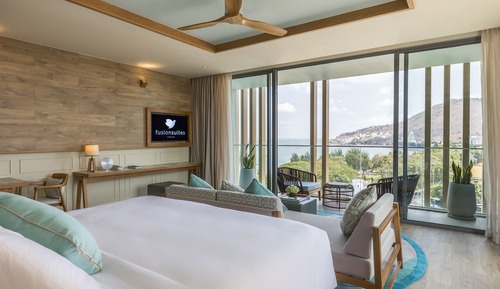 Fusion Deluxe Suite King Bed Sea View