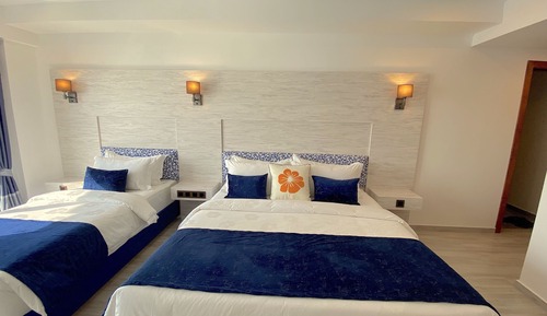 Deluxe Triple Room, Balcony, City View