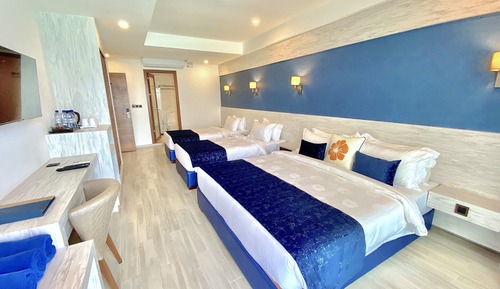 Deluxe Quadruple Room, Balcony, Sea View