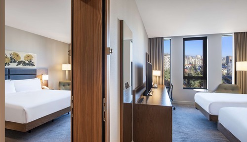 Family Room, 1 King Bed (Connecting Rooms)