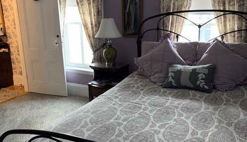 Standard Room, 1 Queen Bed