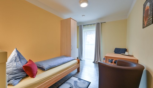 Single Room, Shared Bathroom