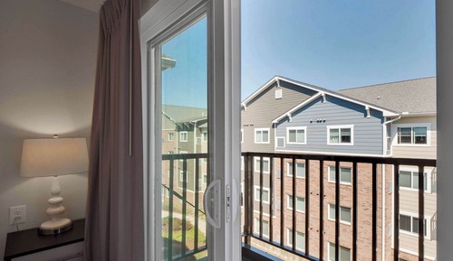 Suite, 2 Bedrooms, Balcony