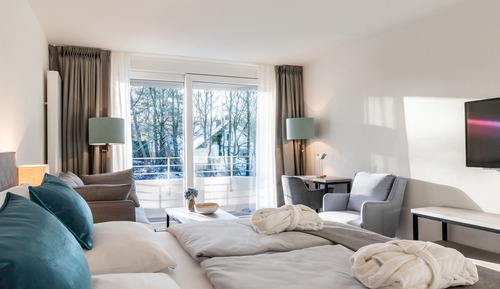 Double Room (Landseite)