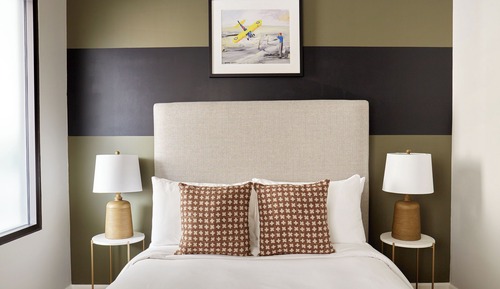 Classic Queen Suite with Sofa Bed (Self Check-in with Virtual Front Desk)