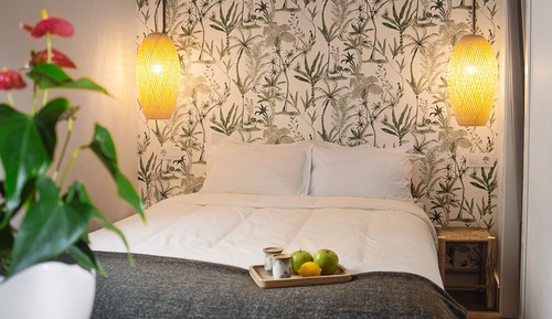 Double Room (1)