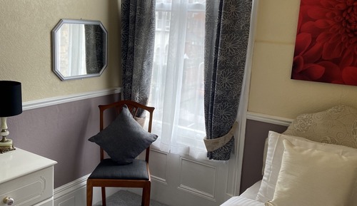 Comfort Single Room