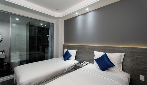Deluxe Double or Twin Room