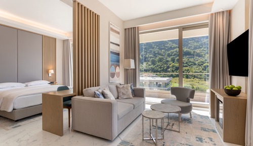 Premium Room, 1 King Bed, Hot Tub, Sea View (Terrace)