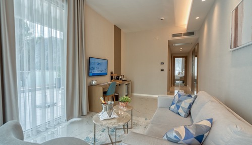 Regency, Suite, 1 King Bed, Hot Tub, Sea View