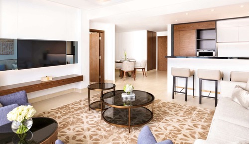 Apartment, 1 Bedroom, 1 King Bedroom, Living Room