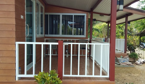 Basic Bungalow, 1 King Bed