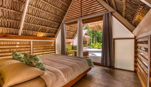 Design Bungalow, 1 King Bed, Pool View (Tippie)