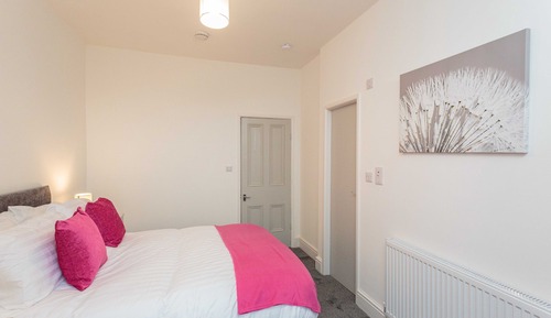 Deluxe Apartment, Ensuite (Raspberry Suite)