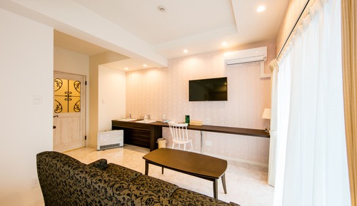 FRANCE Twin Room