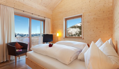 Deluxe Double Room, Balcony, Mountain View