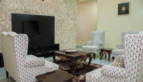 Elite Room