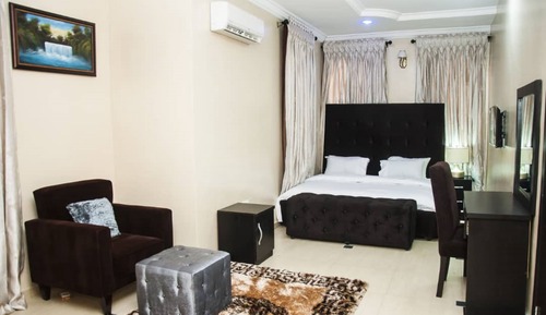Premier Suite