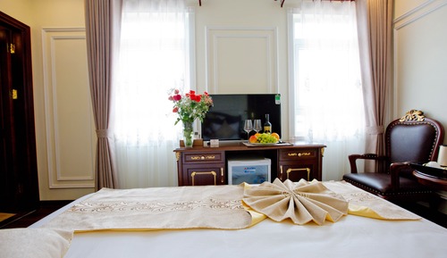 Deluxe Double Room, City View
