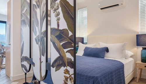 Deluxe Studio Suite, 1 Bedroom, Harbor View, Sea Facing