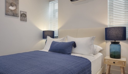 Deluxe Studio Suite, 1 Bedroom, Harbor View, Sea Facing