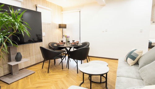 [Max 10 guest] 3LDK 70sqm 6beds, 5 min to nearby station (Shinjuku East 102)